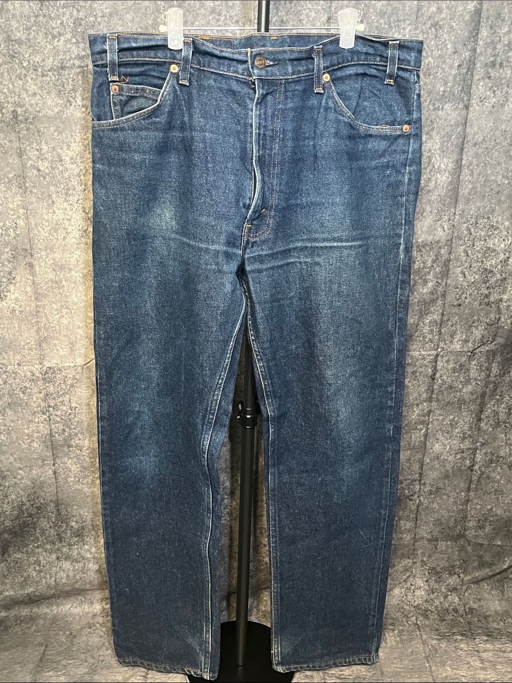 Levi's Men's Straight Leg Jeans in Dark Indigo Vintage Orange Tab